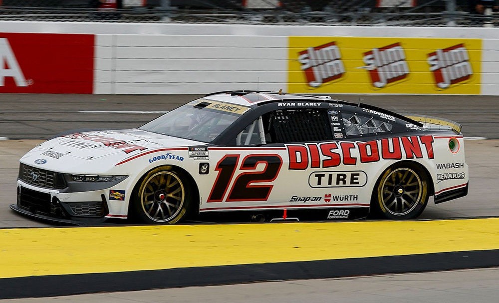 NASCAR Cup Series Race Report - Martinsville