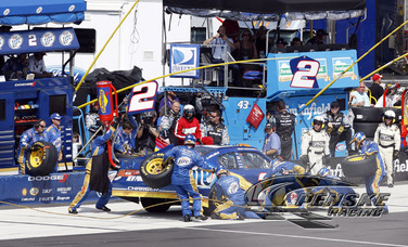 Keselowski Finishes 4th in Pennsylvania 400