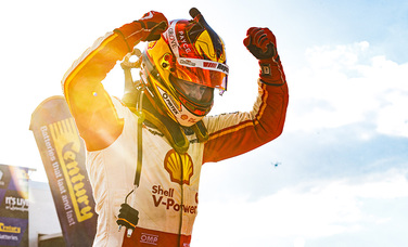 McLaughlin Wins a Thriller in Ipswich