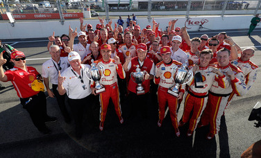 SHELL V-POWERING AHEAD IN PERTH