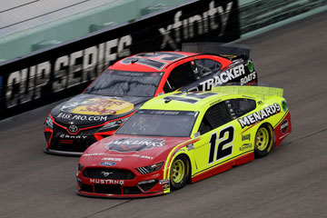 Dixie Vodka 400 photo gallery