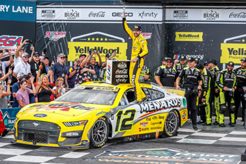 Yellawood 500 photo gallery