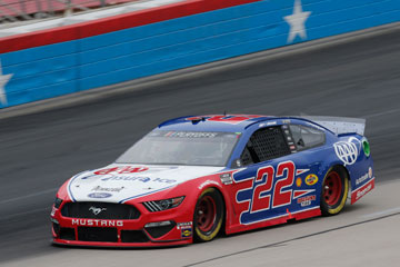 Autotrader EchoPark Automotive 500 photo gallery