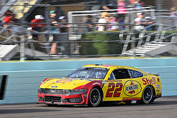 Straight Talk Wireless 400 - Homestead-Miami Speedway photo gallery