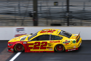 Big Machine Hand Sanitizer 400 photo gallery