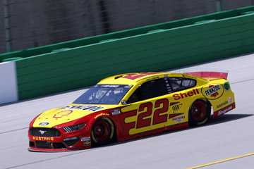 Quaker State 400 photo gallery