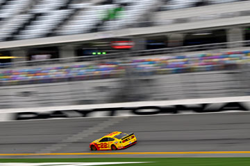 Coke Zero Sugar 400 photo gallery