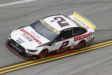 Yellawood 500 photo gallery