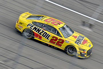 Pennzoil 400 photo gallery