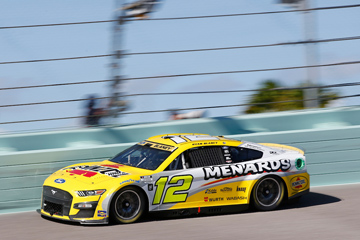 Dixie Vodka 400 photo gallery