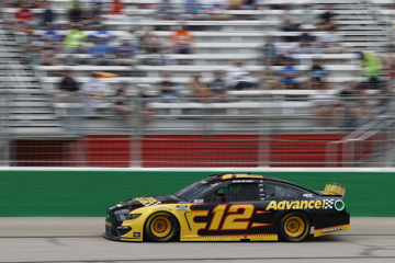 Quaker State 400 photo gallery