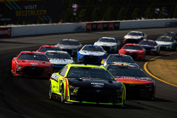 M&Ms Fan Appreciation 400 photo gallery