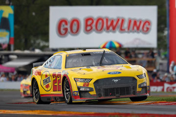 Go Bowling at the Glen photo gallery