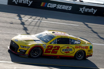 Toyota Owners 400 photo gallery