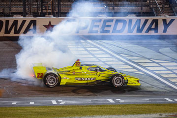 Iowa INDYCAR 250s – Race 1 photo gallery
