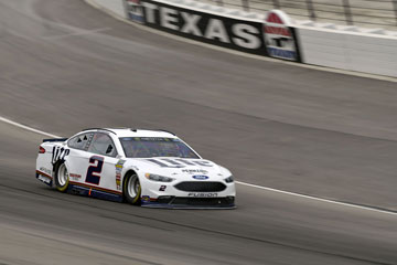 O'Reilly Auto Parts 500 photo gallery