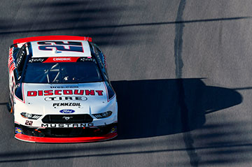 Whelen Trusted to Perform 200 photo gallery